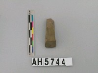 藏品(磨製石錛)的圖片